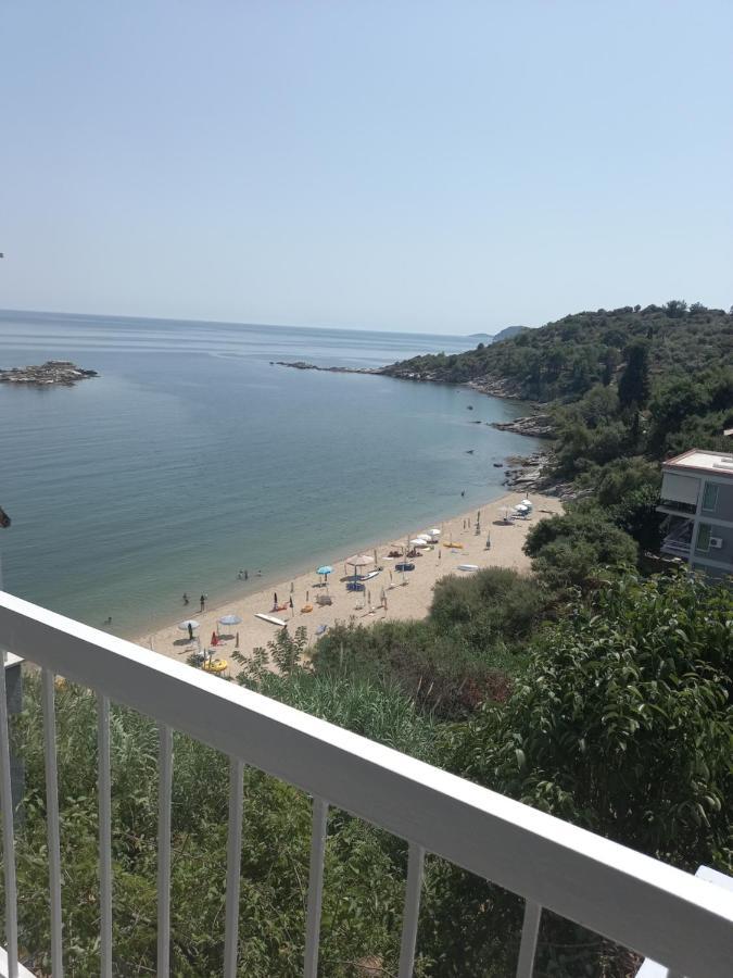 דירות PalaiónTsiflíkion Balcony By The Sea מראה חיצוני תמונה