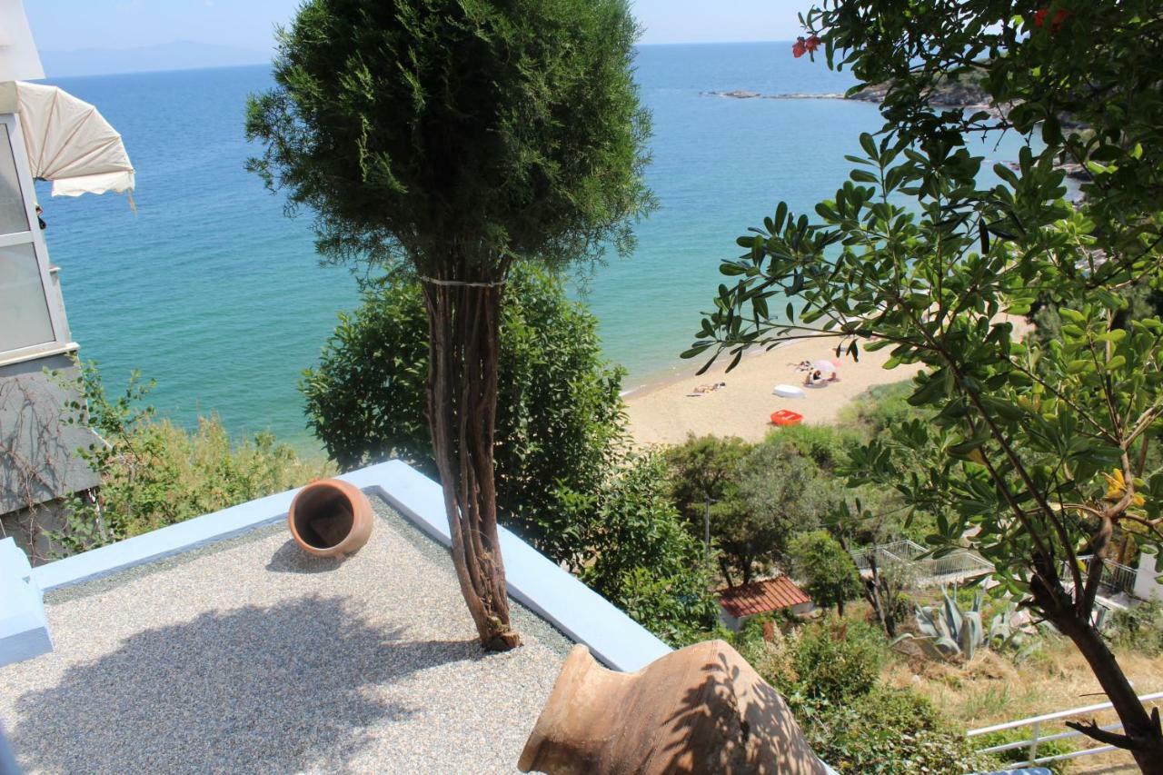 דירות PalaiónTsiflíkion Balcony By The Sea מראה חיצוני תמונה